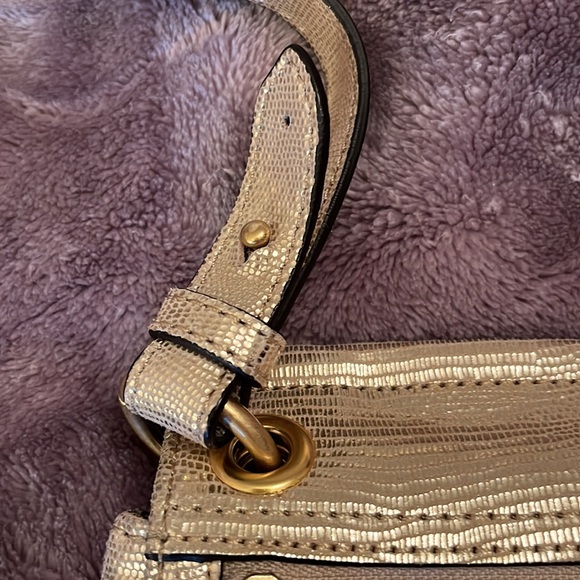Juicy Couture crossbody gold bag purse - Picture 5 of 7